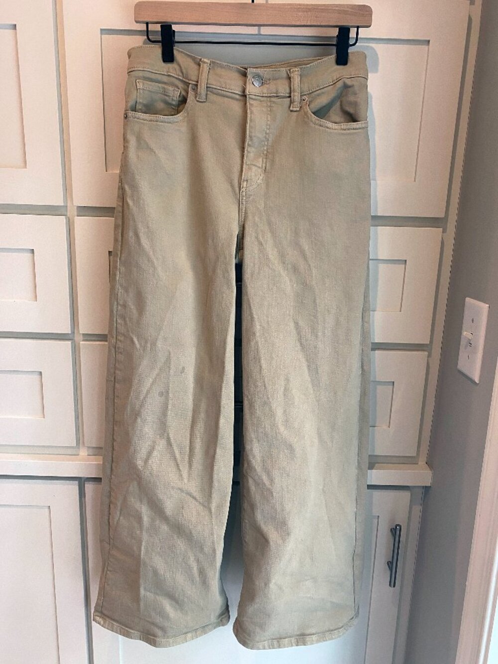 Banana Republic Tan High Rise Wide Leg Jeans Size 28 / 6